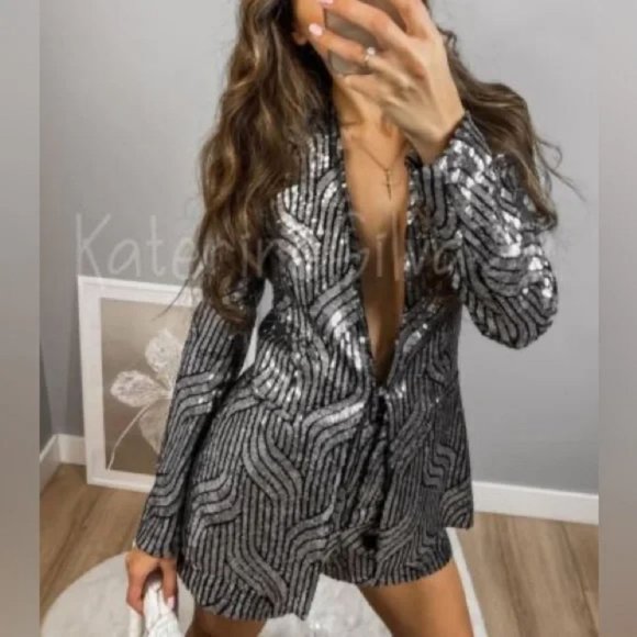 ZARA COLLARLESS SEQUIN BLAZER - Picture 2 of 6